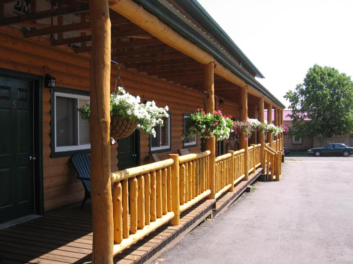 Adventure Inn Ely Экстерьер фото