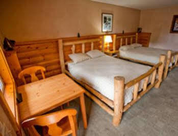 Adventure Inn Ely Экстерьер фото